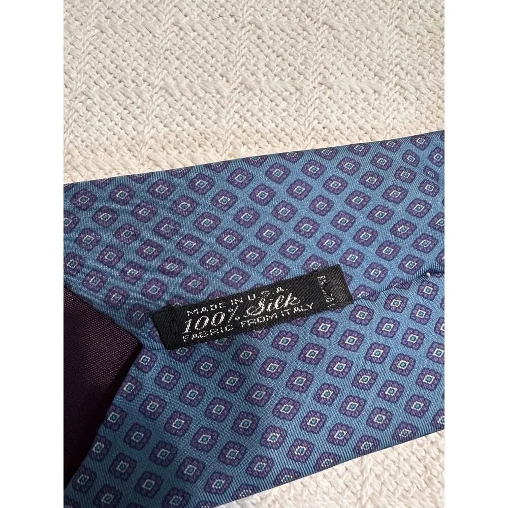Geoffrey Beene 100% Silk Tie Blue